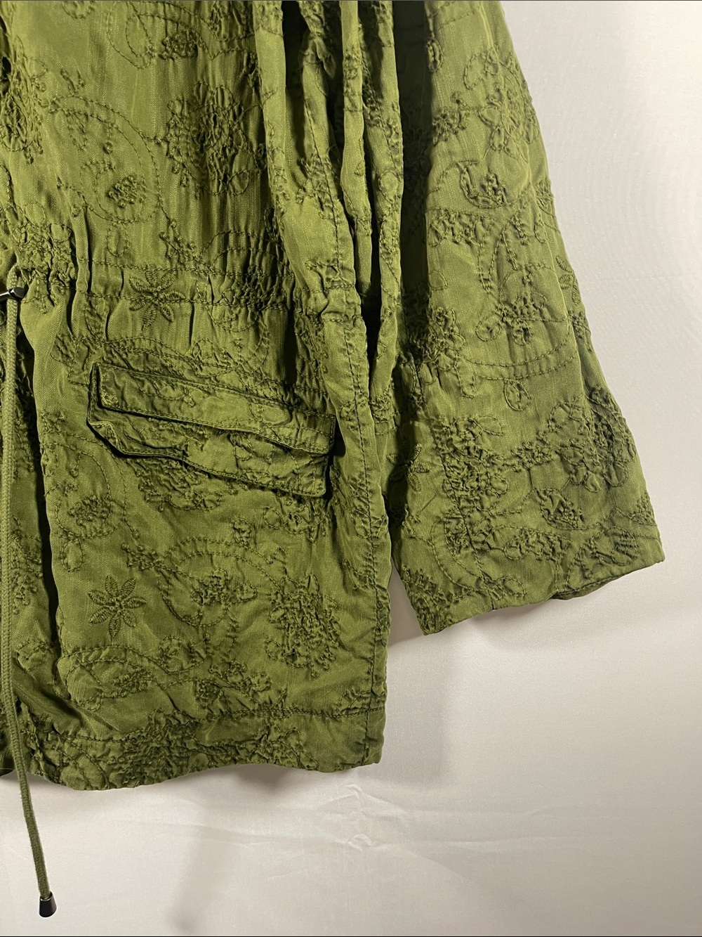 Alice + Olivia Olive Green Embroidered Hooded Cinch Waist Jacket Size M - Picture 5 of 16